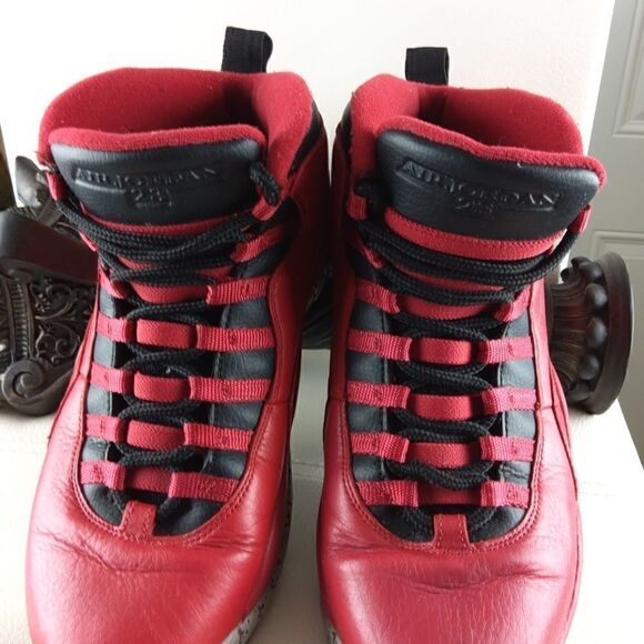 ? Air Jordan 10 retro black and red athletic shoes main image 12